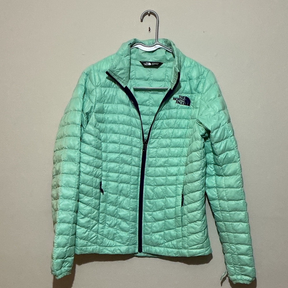 The North Face Women's Light Green Puffer Jacket